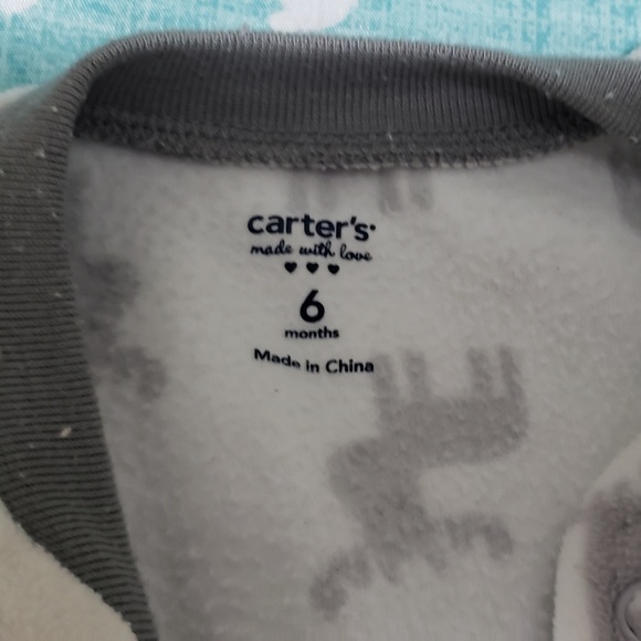 Moose button up onsie - Picture 3 of 3